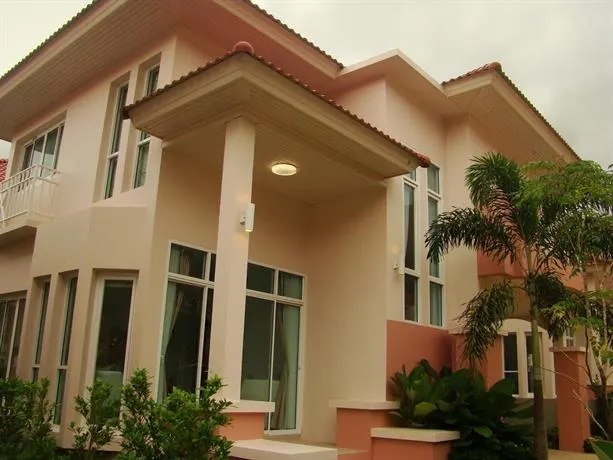 Baan Plumeria - Image 1