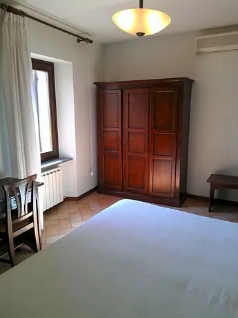 Hotel Ristorante Il Cavaliere - Image 1