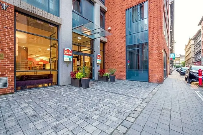 STAR INN HOTEL BUDAPEST CENTRUM BY COMFORT - Image 1