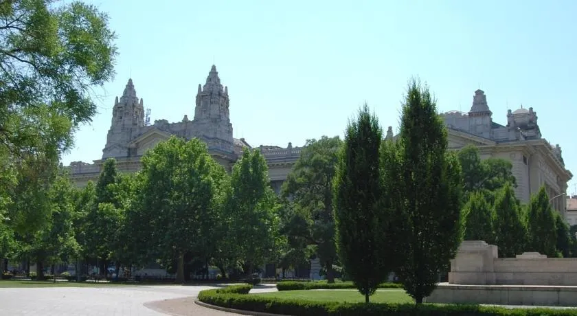 Basilica Palace - Image 1