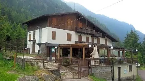 Rifugio Stella Alpina - Image 1