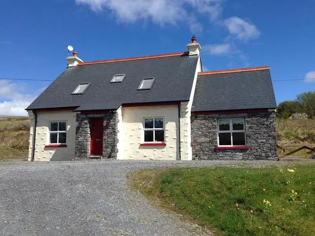 Fermoyle Cottage - Image 1