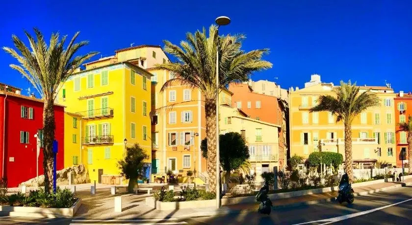 Longue 1 Menton - Image 1