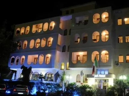 Hotel Jolì - Image 1