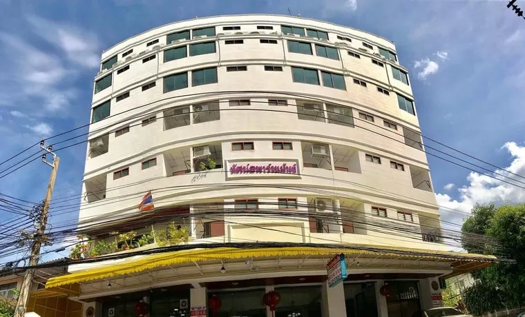 Tat Hotel - Image 1