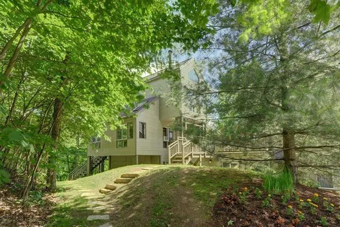 Domaine de la Montagne by Chez Tremblant - Image 1