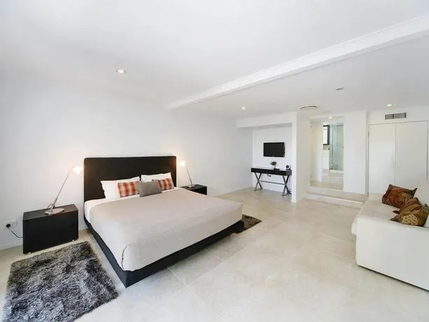 27 Katharina Street Noosa Hill - Image 1