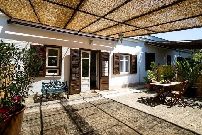Vero Sicily - Sicilian Garden Cottages - Image 1