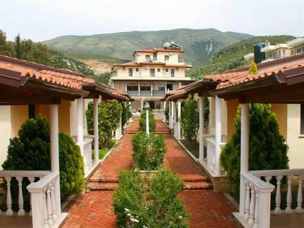 Dea Hotel - Image 1