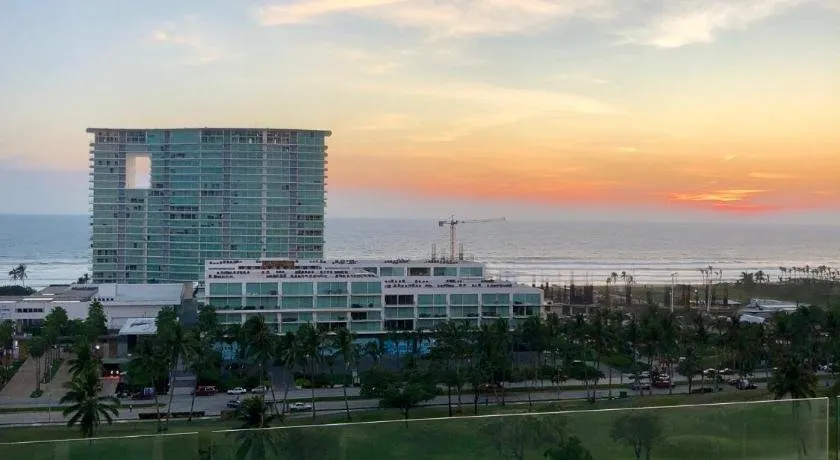 Laguna Residencial - Image 1