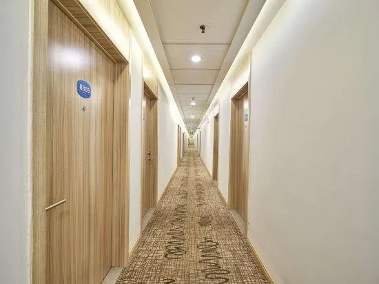 Hanting Hotel (Xianghe) - Image 1