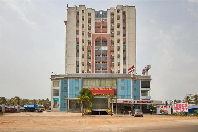 Hotel Asset Summit Suites - Image 1