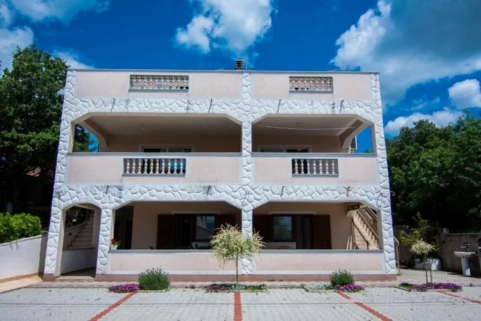 Apartments Ruzica - Image 1