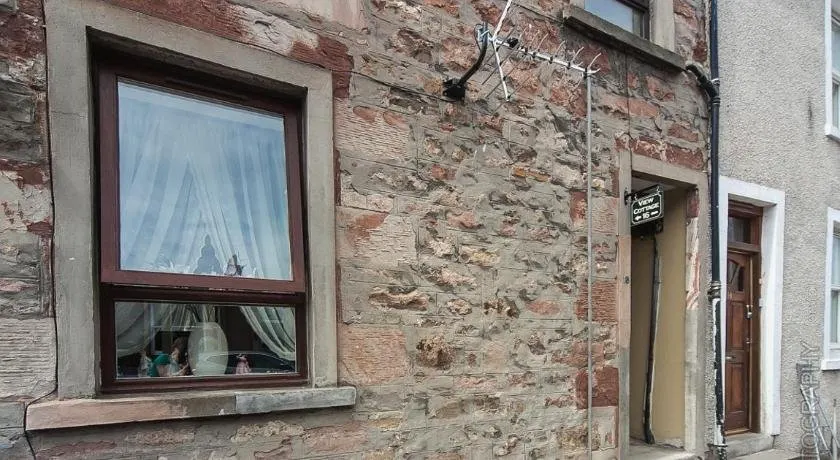 Ardconnel Apartment - Image 1