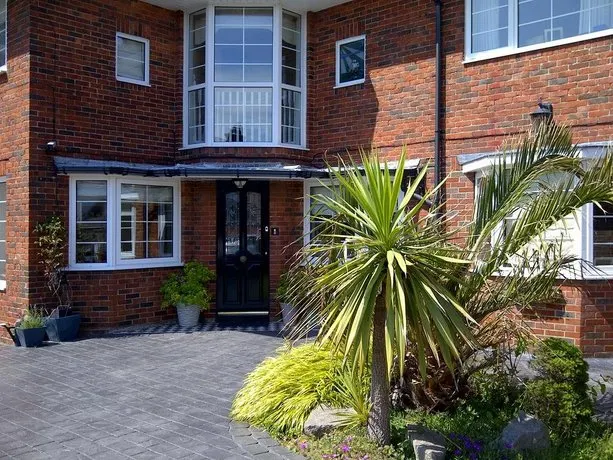 Windbrake House - Image 1