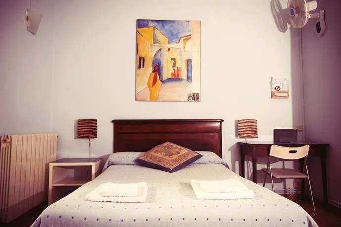 Hostal Central - Image 1