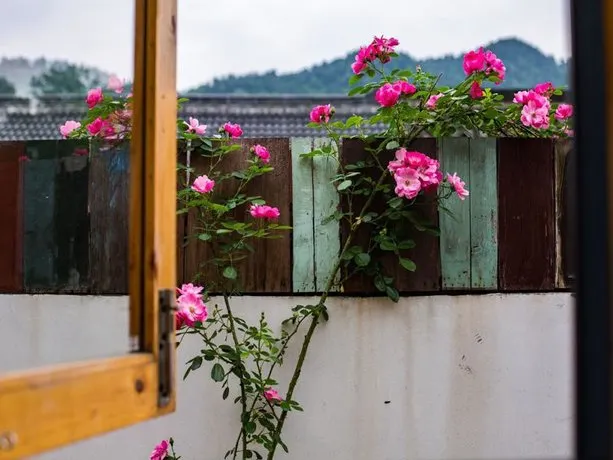 Hangzhou Yushu Inn - Image 1
