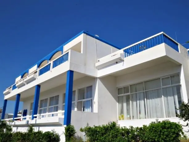 Notos Gennadi Hotel - Image 1