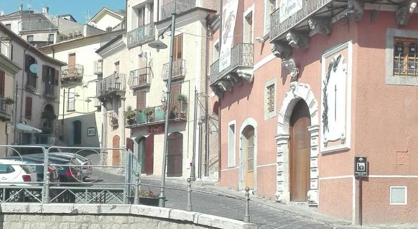 La piazzetta - Image 1