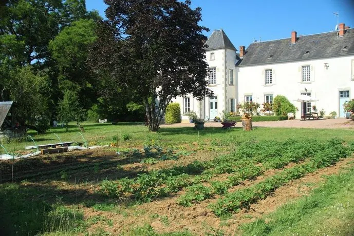 Manoir Du Chagnot - Image 1
