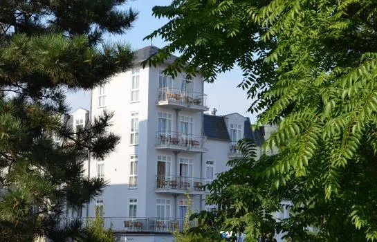 Residenz-Strandhotel - Image 1