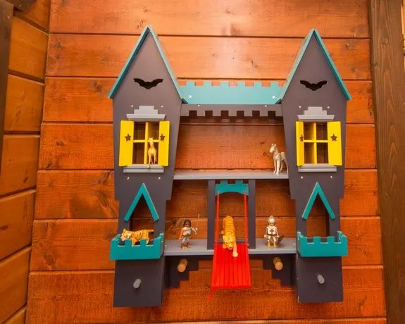 Colours' Chalet - Image 1
