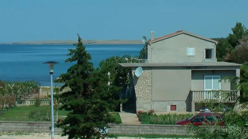 Holiday Home Pavica - Image 1