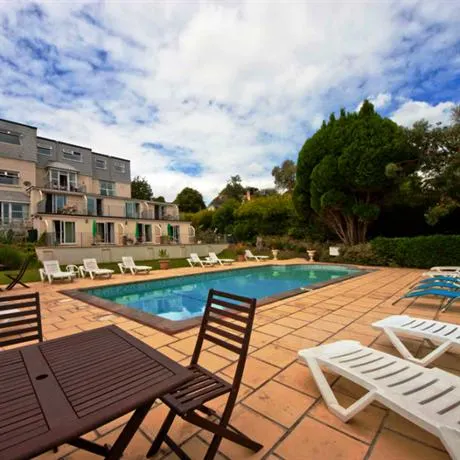 Burley Court Apartments - Image 1