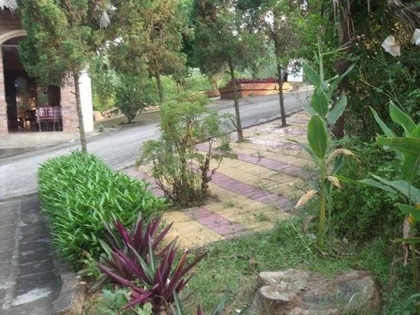 Hoa Bien Hotel - Image 1