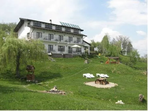 Pensiunea La Maison - Image 1