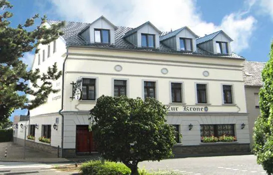 Krone, Zur Hotel - Image 1