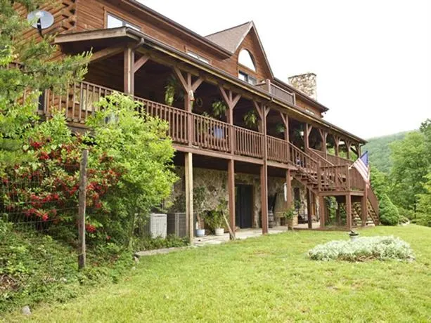 North Fork Mountain Inn - Image 1