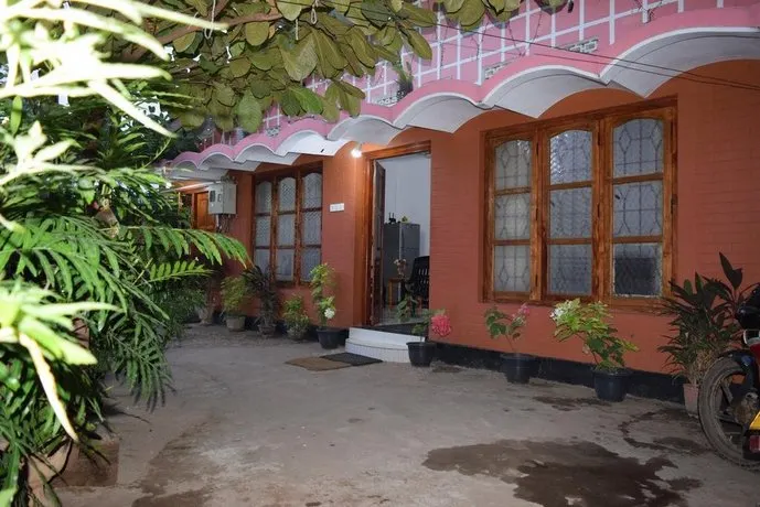 Nest Inn - Image 1