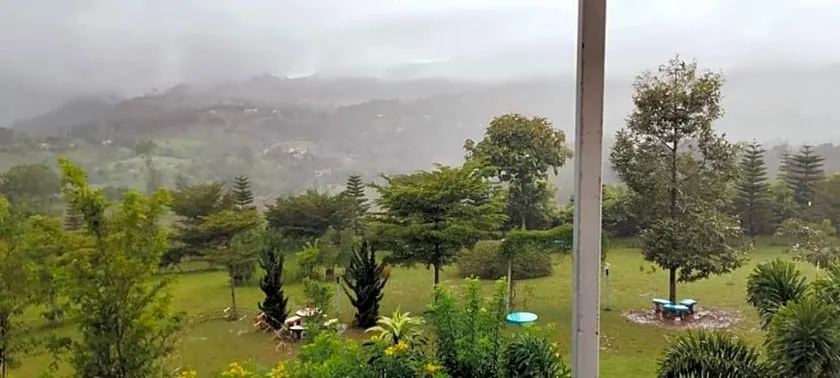 Janthawat Khaokho Resort - Image 1