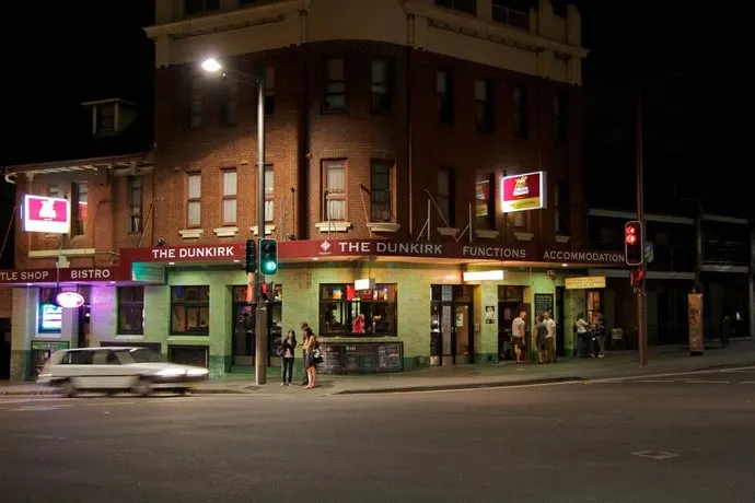 Kirk On Harris Hotel - Image 1
