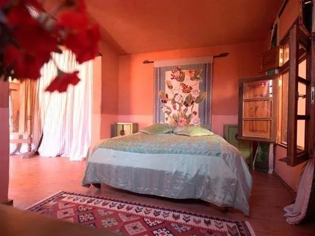 Casa Shanti - Image 1