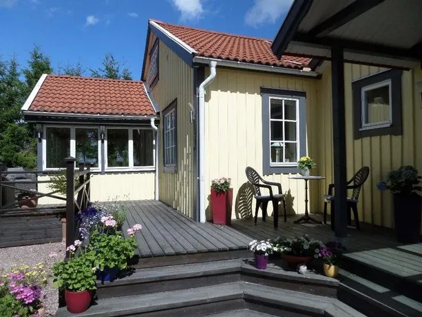 Skogi’s Bed & Breakfast - Image 1
