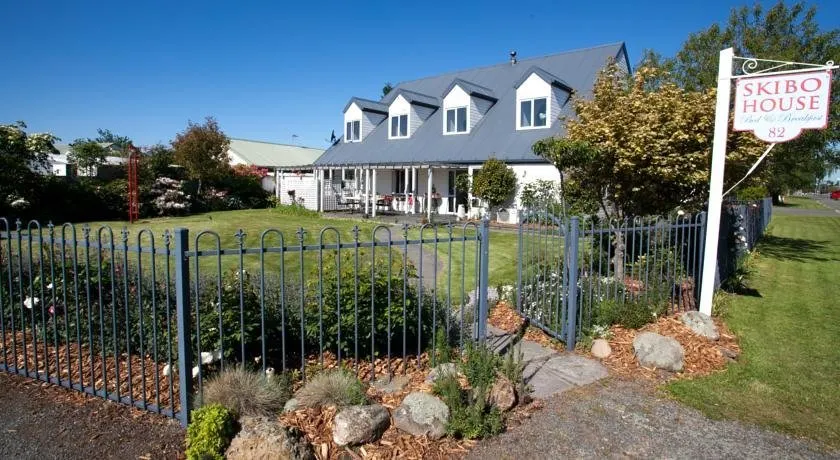 Skibo House B&B - Image 1