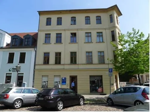 Hostel Dortu 65 - Image 1