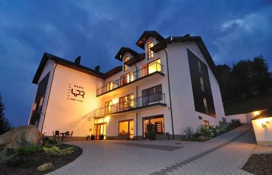 4 Pory Roku & Spa - Image 1