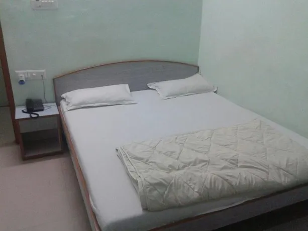 Hotel Royal Residency - Image 1