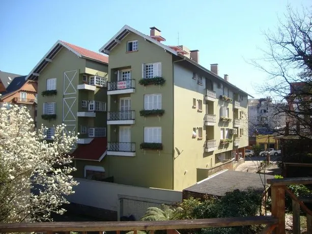 Apartamento Duplex no coração de Gramado - Image 1