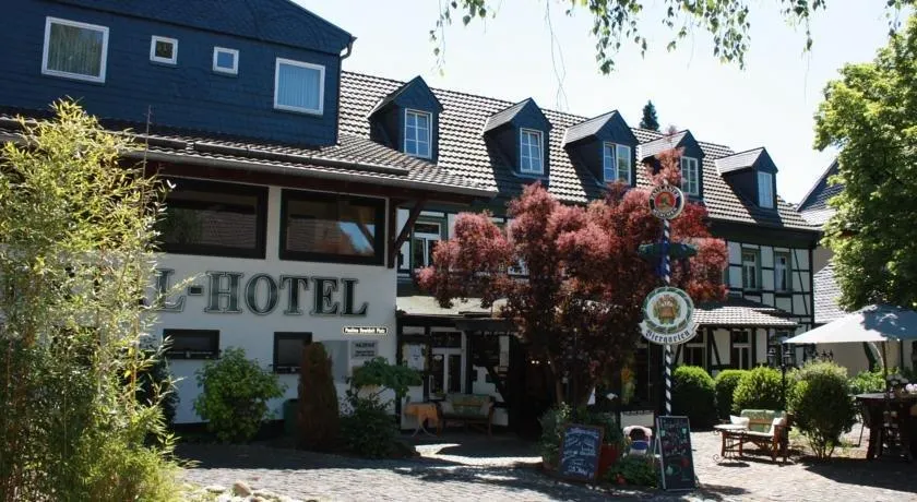 Aggertal-Hotel Zur alten Linde - Image 1