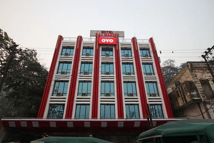 Oyo Premium Har Ki Pauri - Image 1