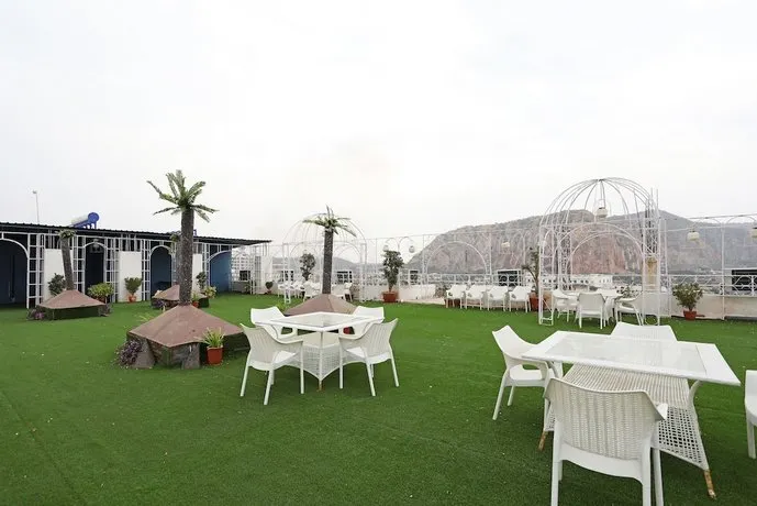 Grand Harshal - Image 1