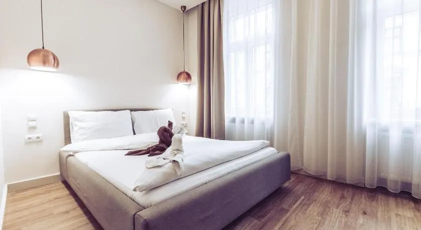 Aurellia Apartments - Image 1
