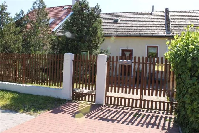 Angelland with Garden - Image 1