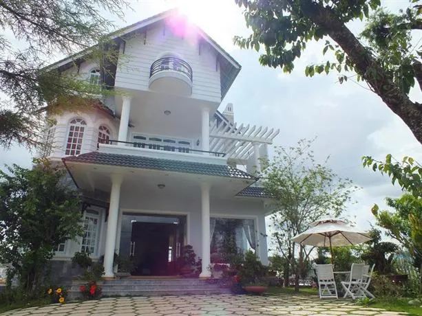 Reveto Villa Dalat - Image 1