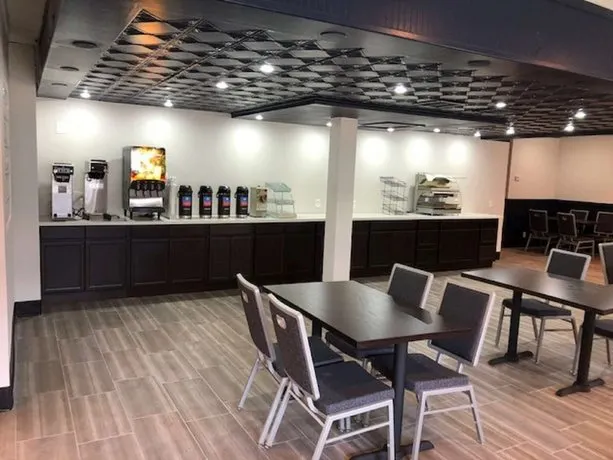 SureStay Plus Hotel by Best Western Sacramento Cal Expo - Image 1