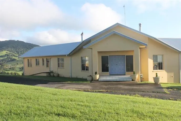 Willow vale Estate House - Image 1